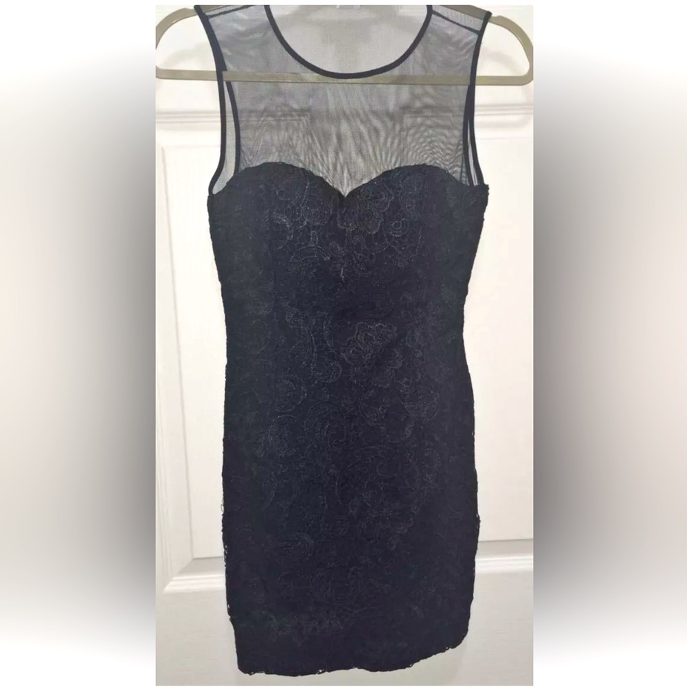 LOVECRAZY Elegant Black Lace Mini Dress Size Small